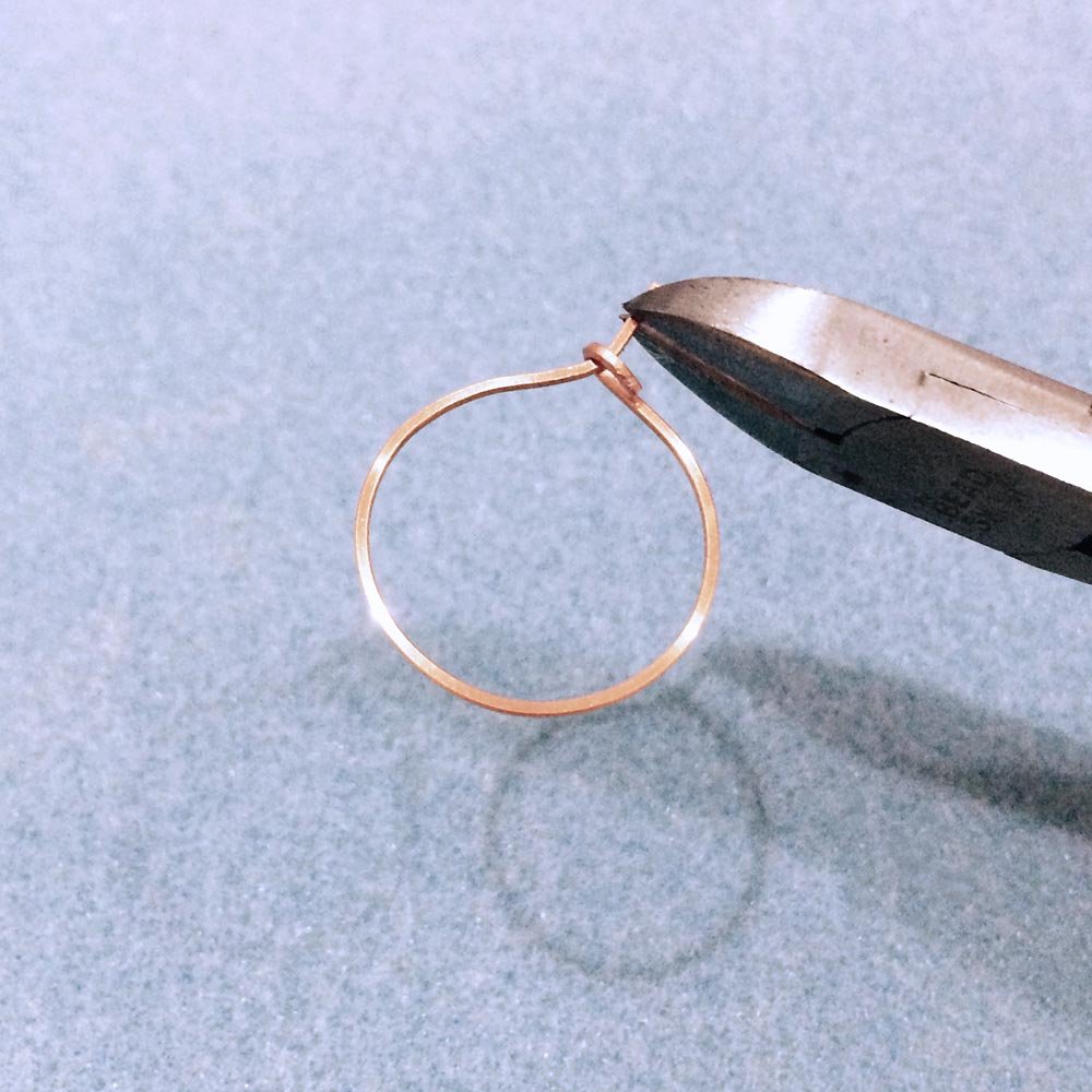 Hoop-Earring-Guide-Step-6-BeadsJar